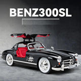 Vintage Die Cast Car 1:24 Scale - Classic Collectible Model with Detailed Interior and Exterior - Perfect for Car Enthusiasts and Collectors
